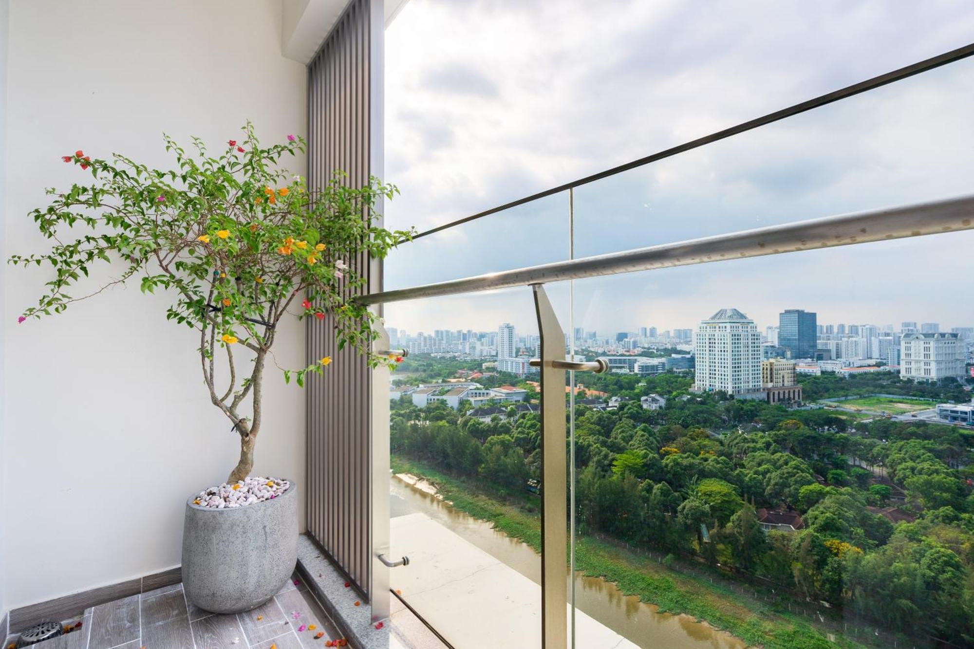호치민 Convinia Luxury The Peak Midtown 아파트 호텔 외부 사진